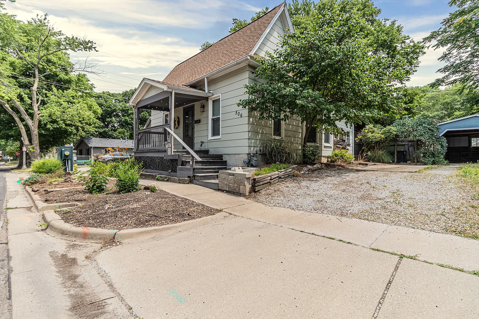 506 S Webber St photo 1