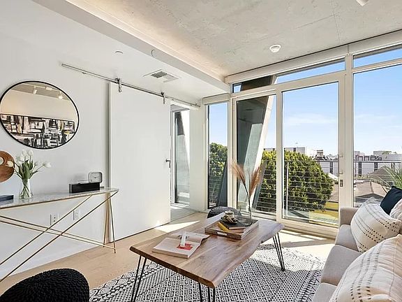 4th image of 338 Potrero Ave Unit 607