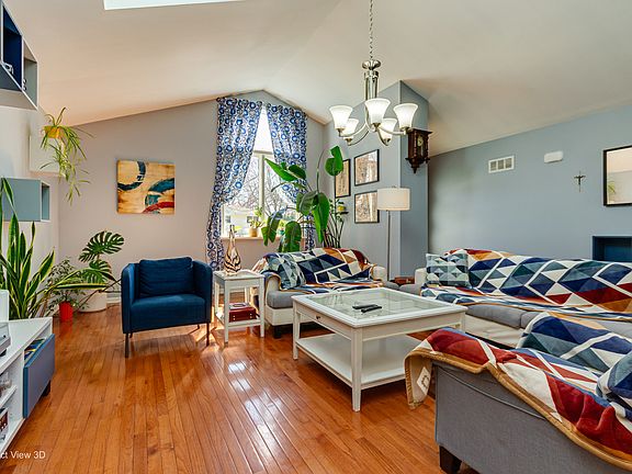 4th image of 16462 S Ivy Ln