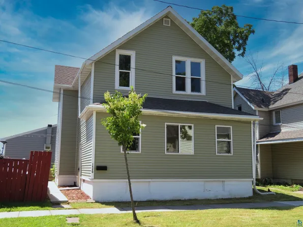 1520 N 11th St, Superior, WI 54880