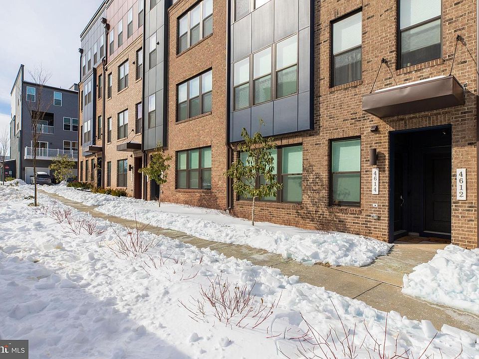 1st image of 4614 Olivine Dr Unit 85