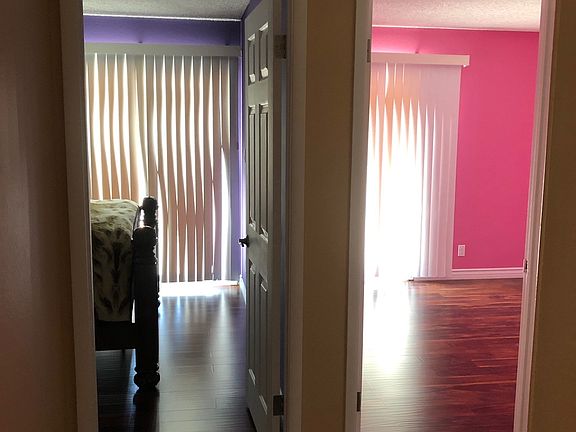 4th image of 4344 Thorndale Pl