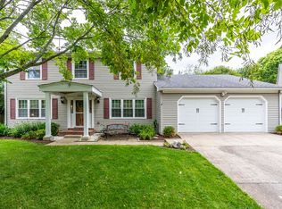 1865 Farmview Dr, Lexington, KY 40515
