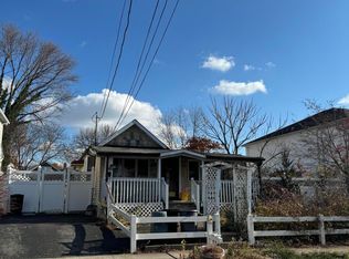645 Rockaway St, Staten Island, NY 10307