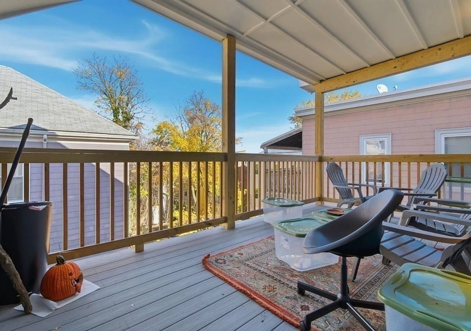 Giant 6 Bed in Mission Hill 9/1/26 — Photo 3