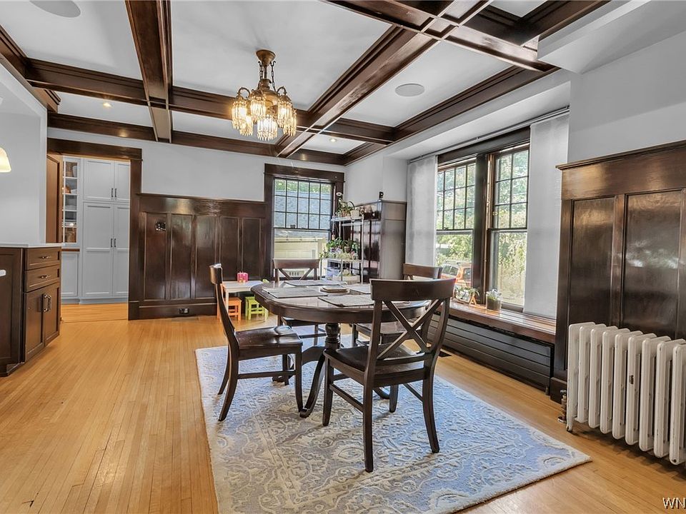 74 Bidwell Pkwy, Buffalo, NY 14222 Zillow