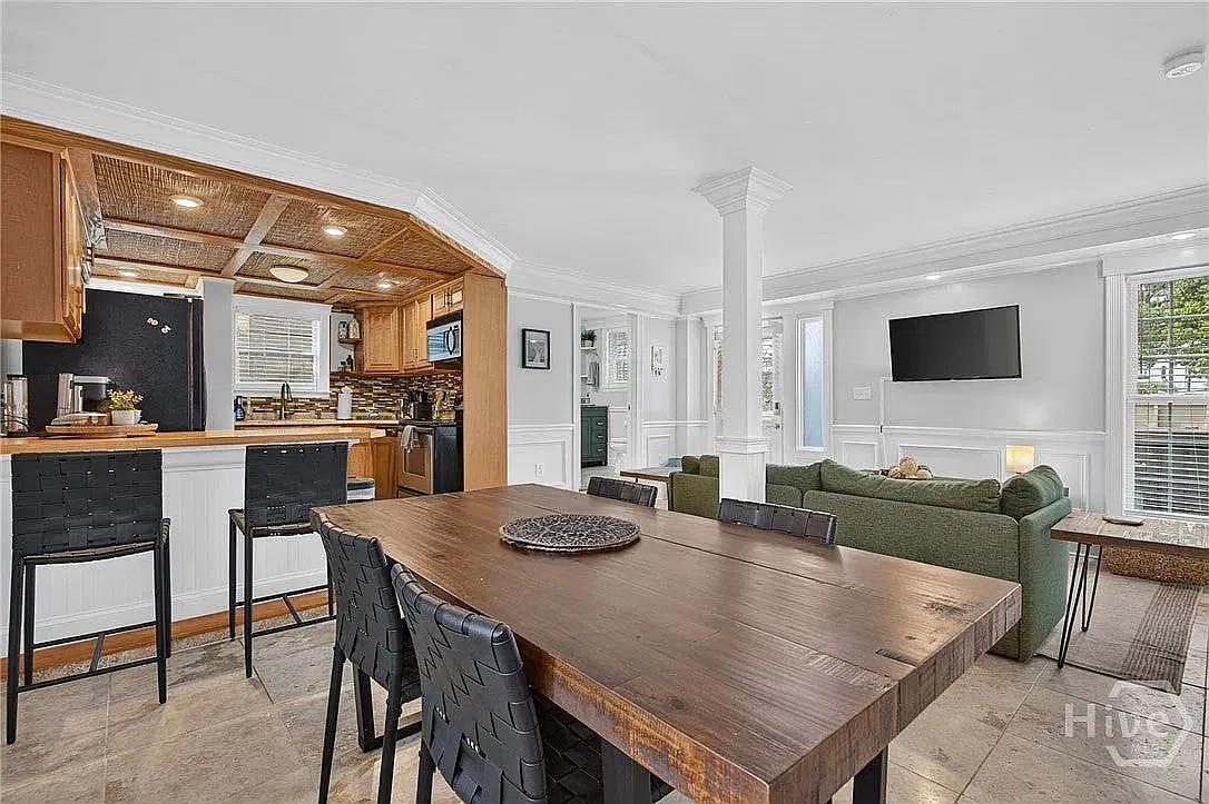 1 bed, 624 sqft, $2,000 — Photo 3