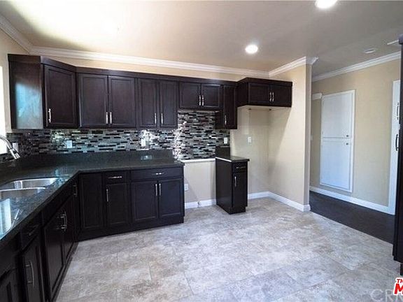 3rd image of 1048 W 102nd St
