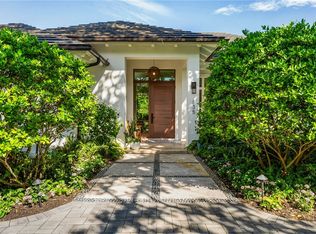 835 Iris Ln, Vero Beach, FL 32963