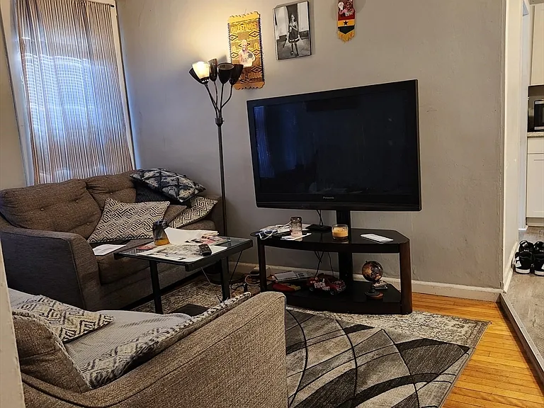213 Lincoln St #1R — Photo 8