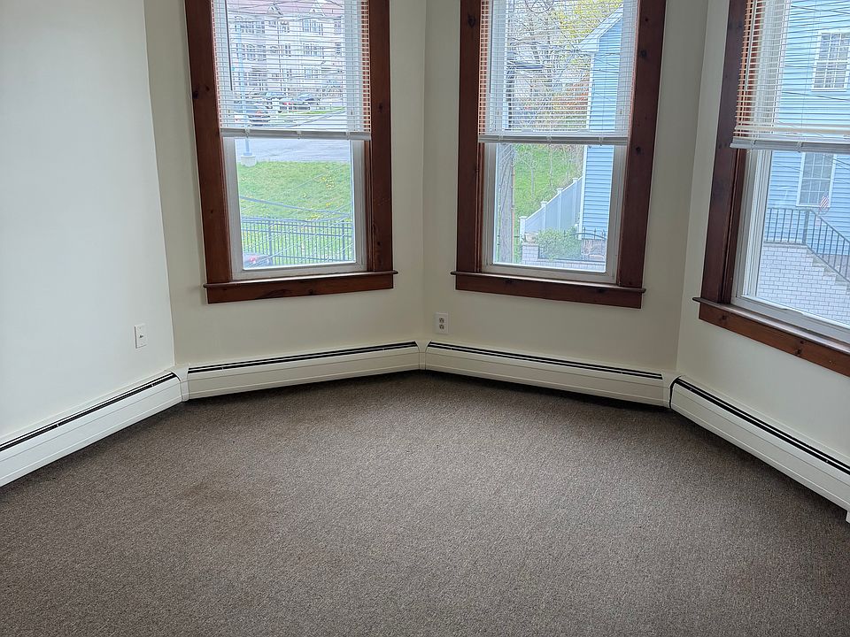 1st image of 158 Reynolds St #2S