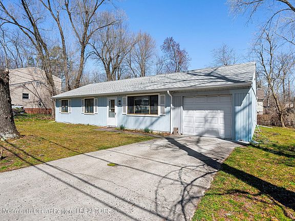 2nd image of 166 Brewster Street