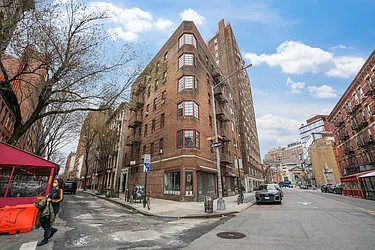 Rented by Cooper & Cooper Real Estate