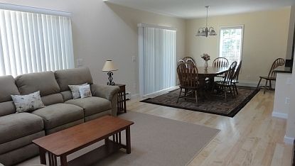 4th image of 7 Poplar St