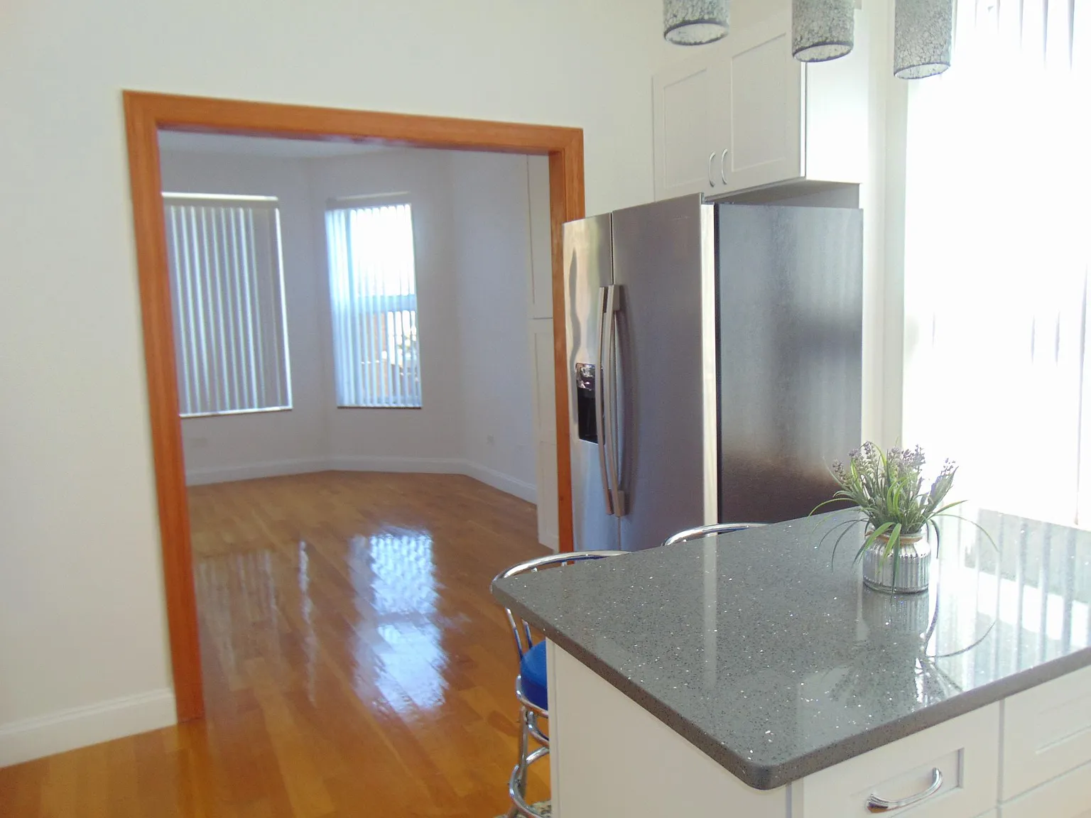 2 bed, 1100 sqft, $2,000 — Photo 2