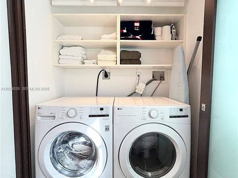 1520 Michigan Ave #1 — Photo 15