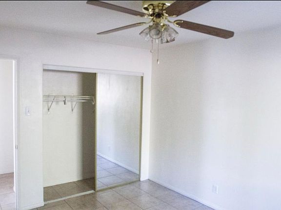 5th image of 847 Newport Dr #1