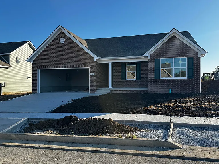 401 Skaggs Blvd — Photo 1