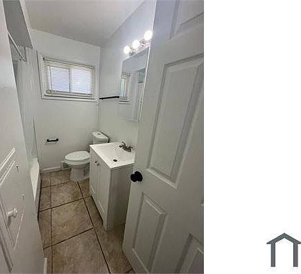 3rd image of 3425 E 114th St