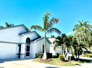 1368 Waterway Cove Dr, Wellington, FL 33414