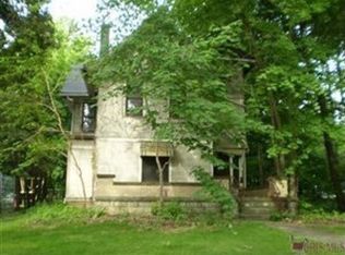 81 N Portage Path, Akron, OH 44303