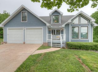 2019 Fairwind Ln, Soddy Daisy, TN 37379