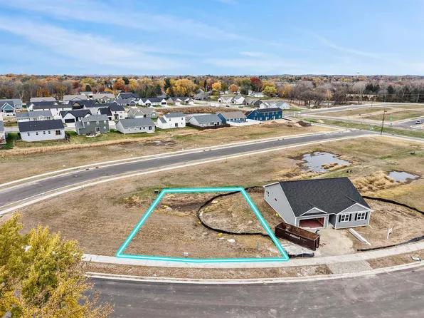 368 Dahlia Drive #37, Stoughton, WI 53589