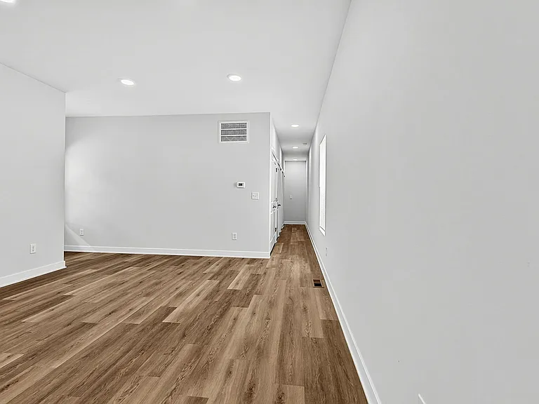 3947 Rookwood Ave #A — Photo 14