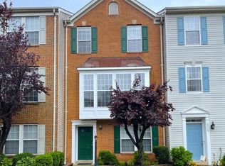 2540 Banshire Dr, Herndon, VA 20171