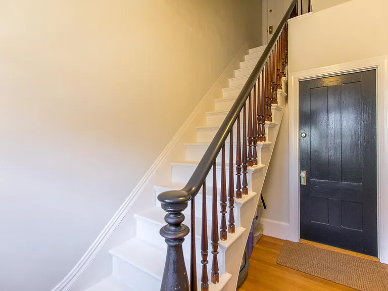 21 Hanover St #1 — Photo 4