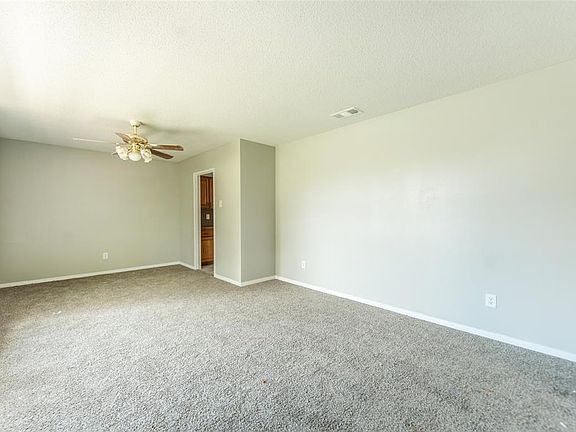 4th image of 14445 Southern Pines Ct