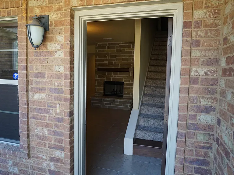 905 Veranda Pl — Photo 5