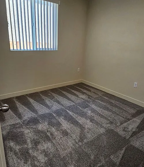 3839 Woodlawn Ave — Photo 15