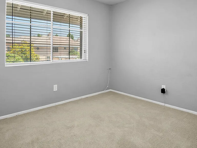 14253 Stanislaus Ct — Photo 38