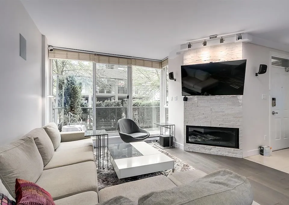 1405 W 7th Ave