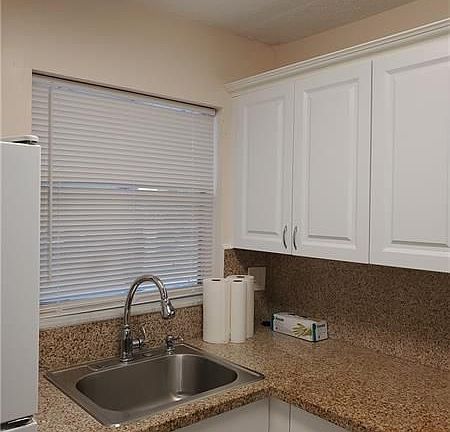 3rd image of 8460 Sunrise Lakes Blvd
