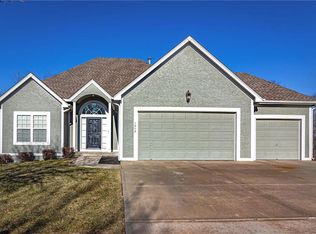 1808 NE 92nd St, Kansas City, MO 64155