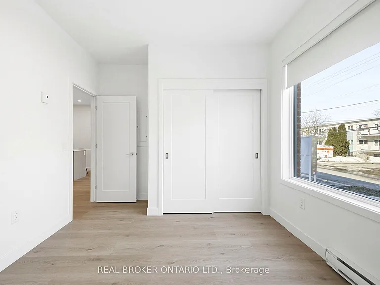 184 Woodroffe Ave #5 — Photo 11