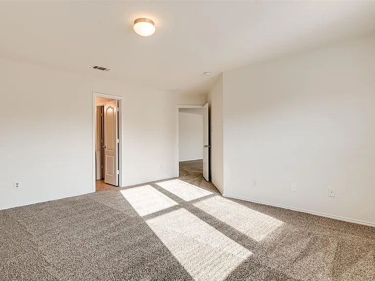 929 Glenndon Dr — Photo 9