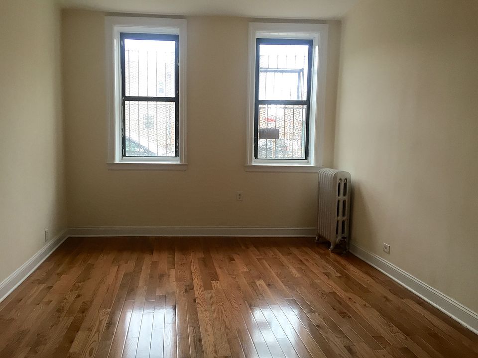 2nd image of 2206 Valentine Ave APT A7