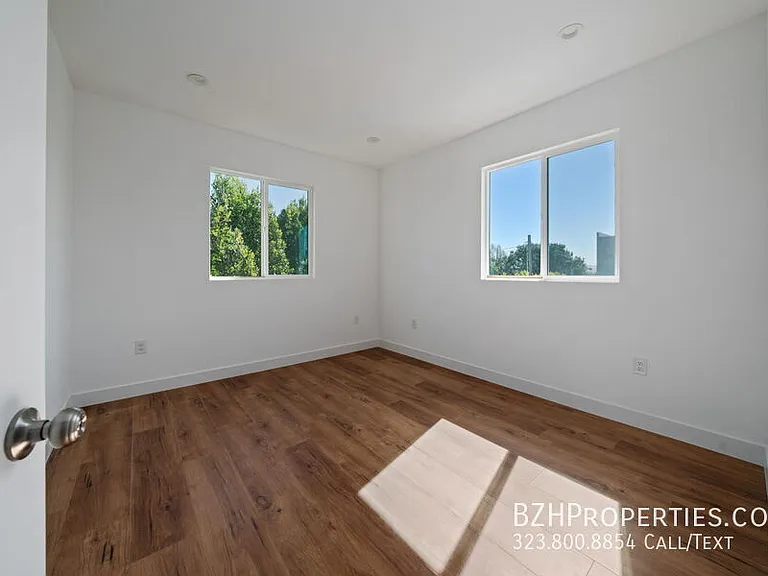 6338 Beck Ave #1/2 — Photo 16