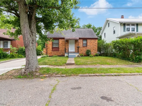 414 Monroe St NW, Massillon, OH 44647