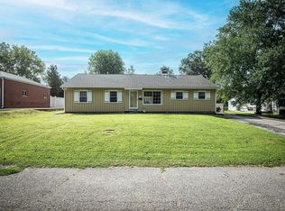 2121 Ridge Rd, Vincennes, IN 47591