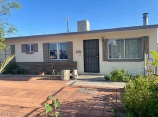 5201 Glen Eagles Ln, Las Vegas, NV 89108