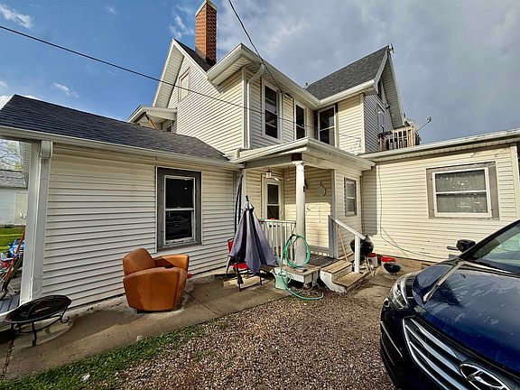 3rd image of 156-158 Cherry St