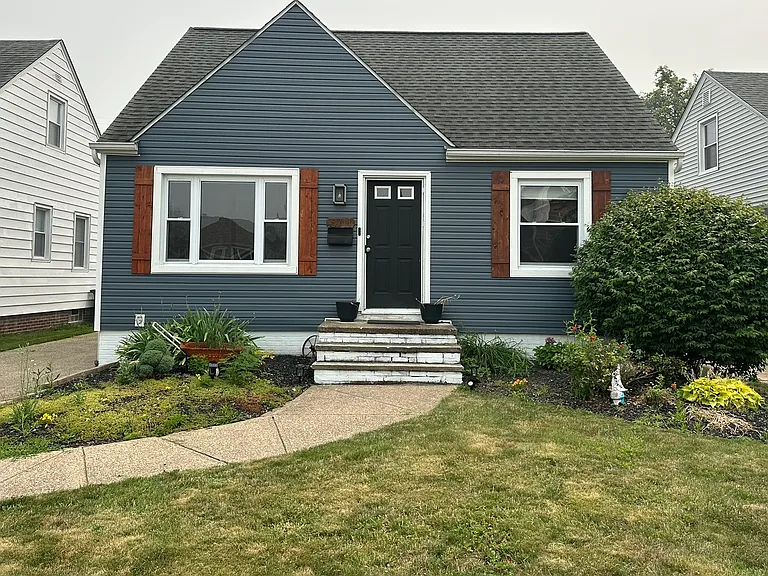 6711 Farnsworth Dr — Photo 5