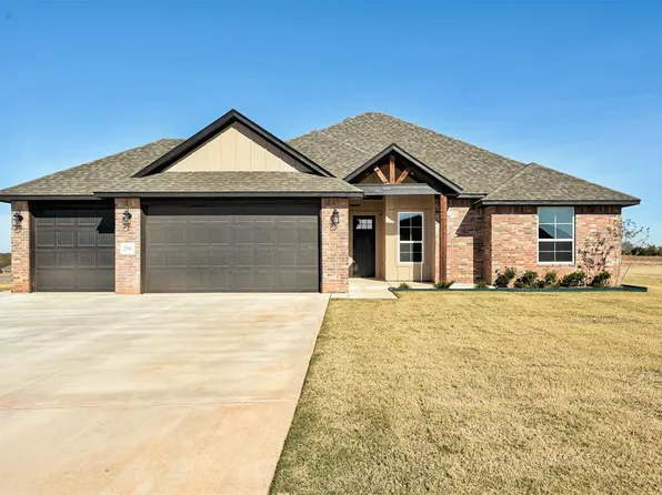 2086 Cash Ct, Blanchard, OK 73010