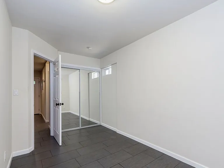 88 Southgate St — Photo 43