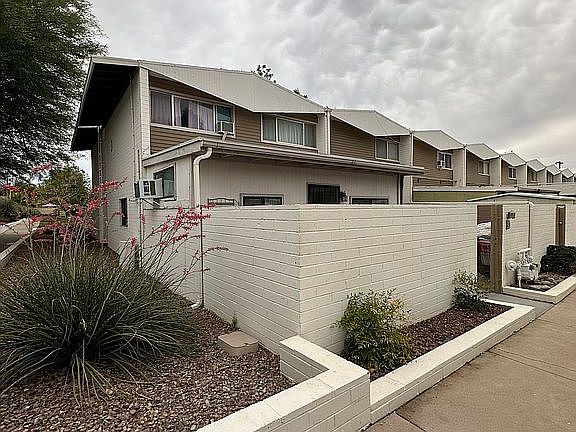 3rd image of 1776 S Palo Verde Ave #D2