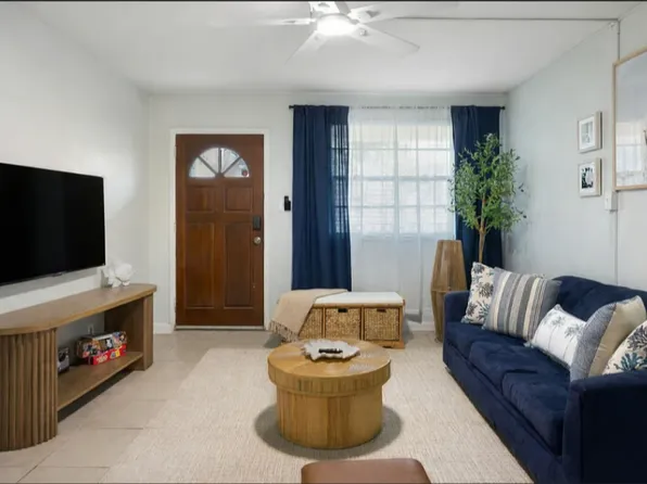 208 12th Ave N APT 1, Jacksonville Beach, FL 32250